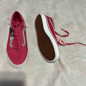 Pink vans with checked strip and 3D flowers NEVER WORN